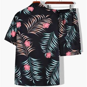 Men Tropical Shirt and Shorts